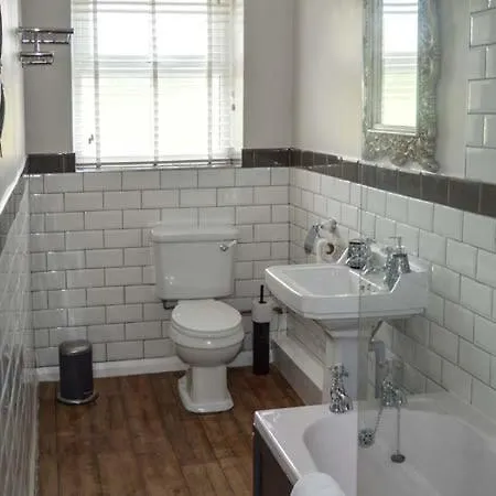 Kirrin Cottage, *